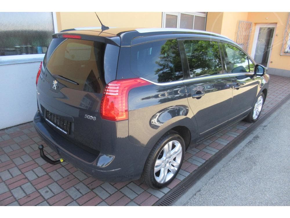 2012 Peugeot 5008 - 2