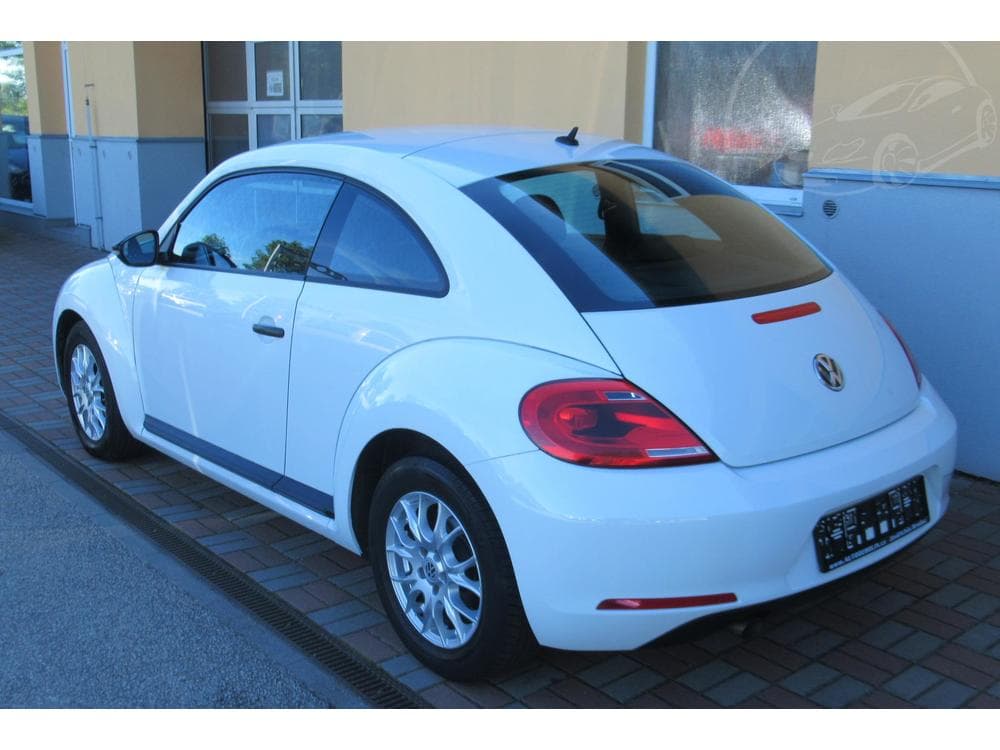 2015 Volkswagen BEETLE - 2