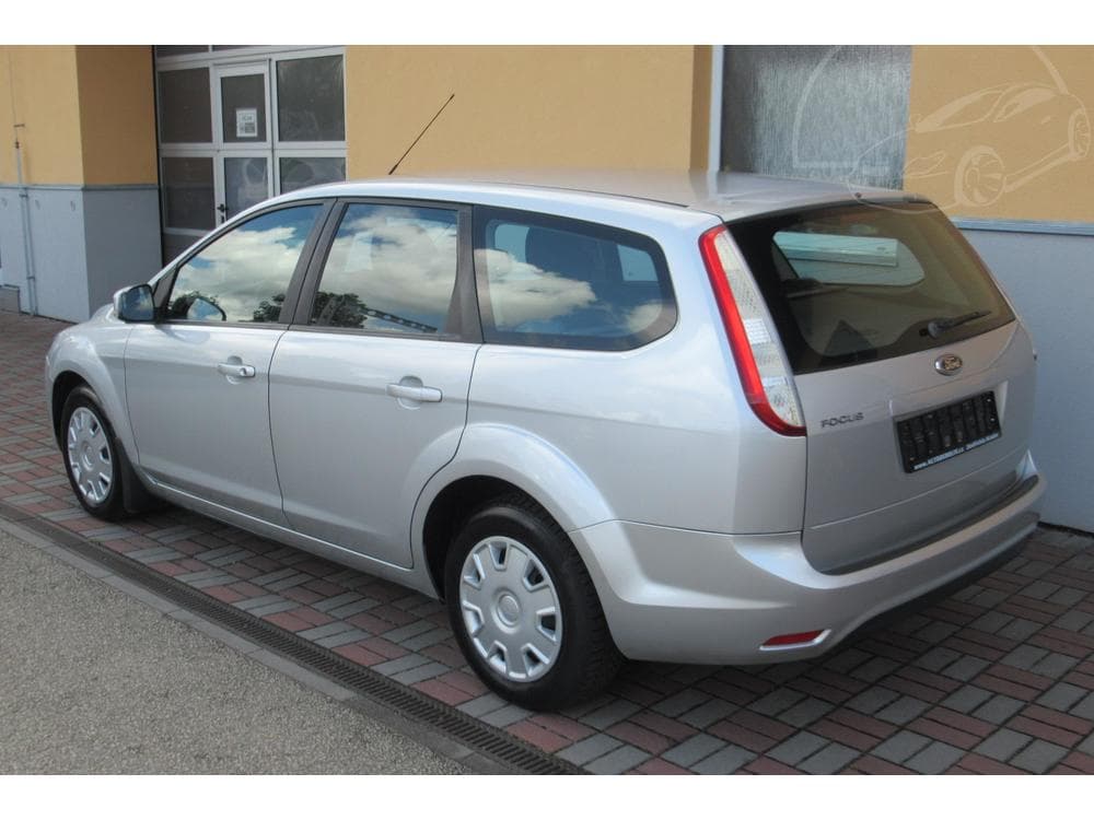 2009 Ford FOCUS - 2
