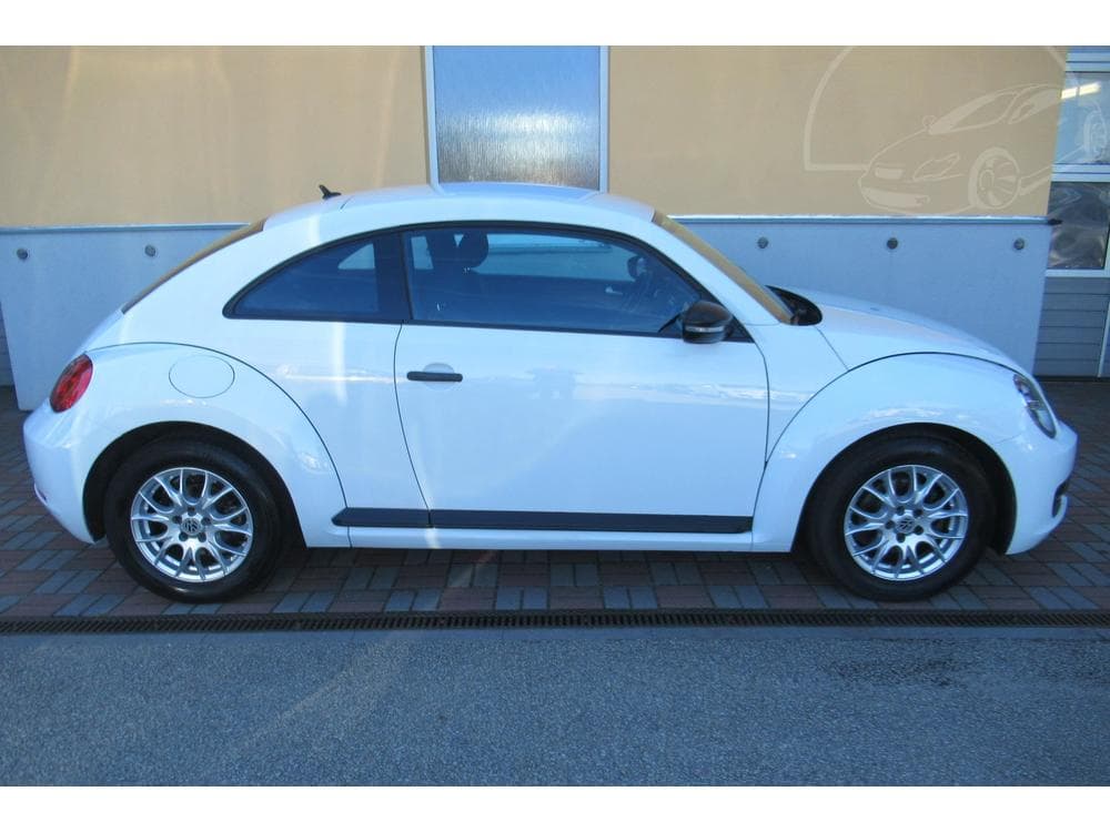 2015 Volkswagen BEETLE - 3