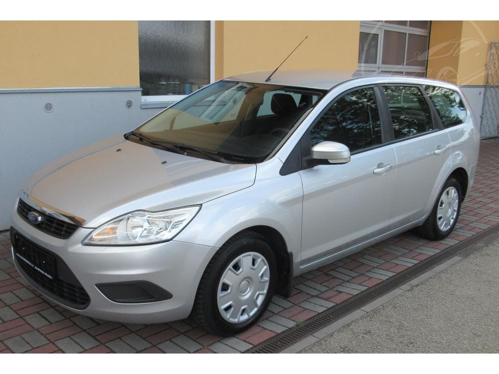 2009 Ford FOCUS - 4