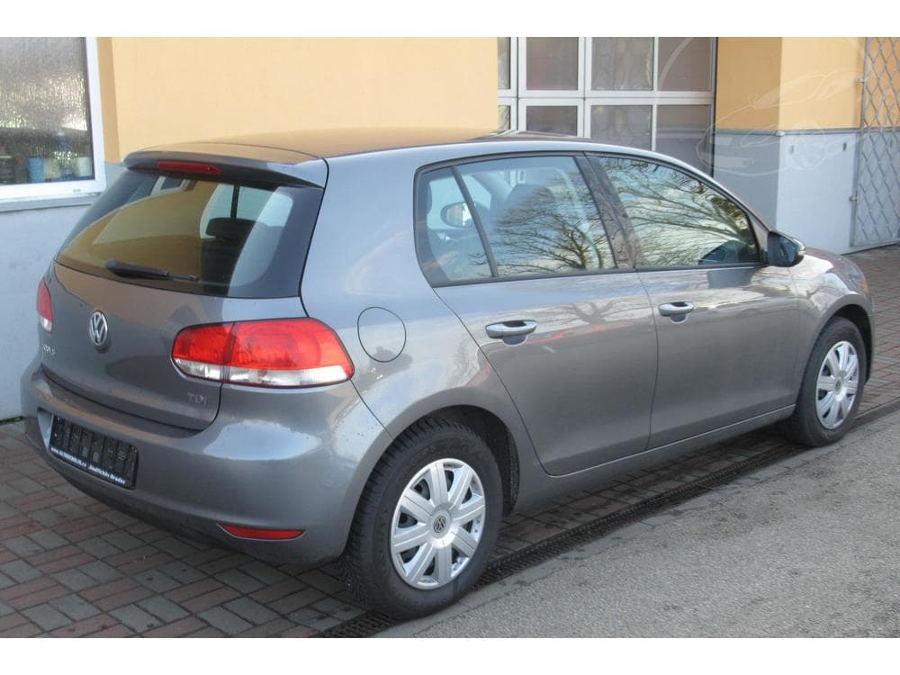 2010 Volkswagen GOLF - 5