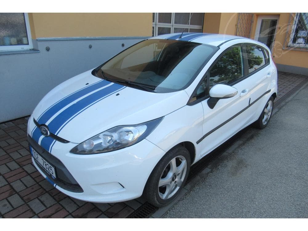 2011 Ford FIESTA - 5