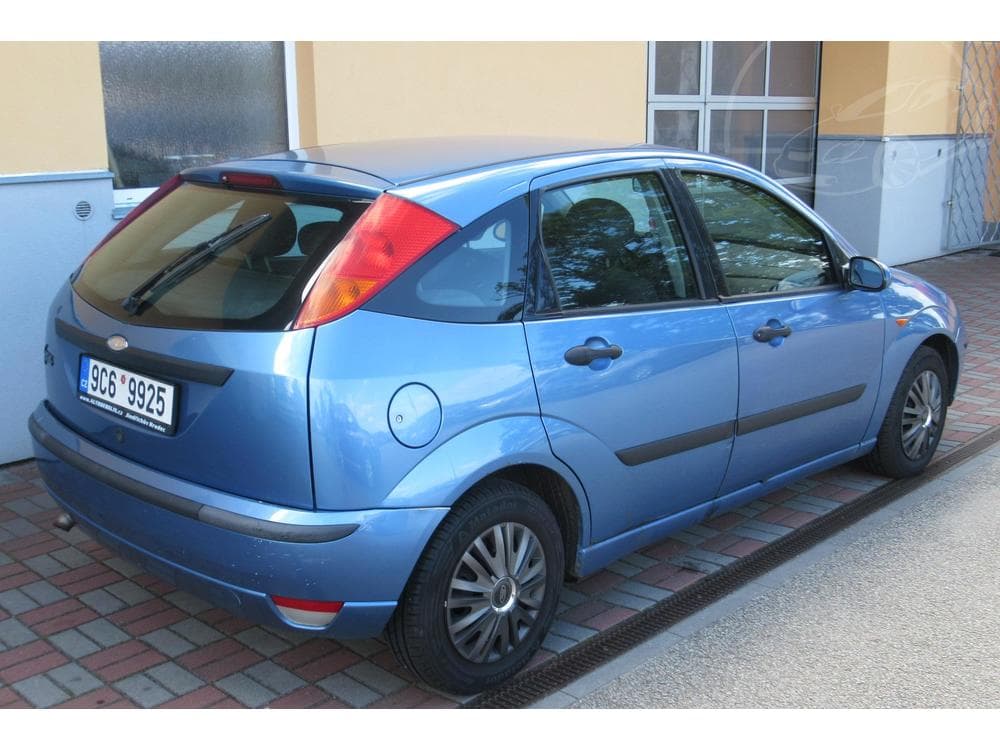 2002 Ford FOCUS - 5