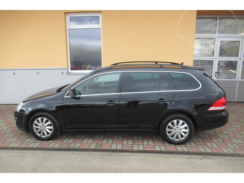 2009 Volkswagen GOLF - 11