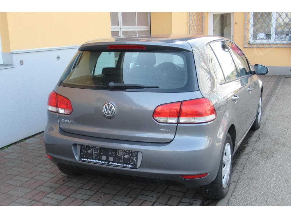 2010 Volkswagen GOLF - 8