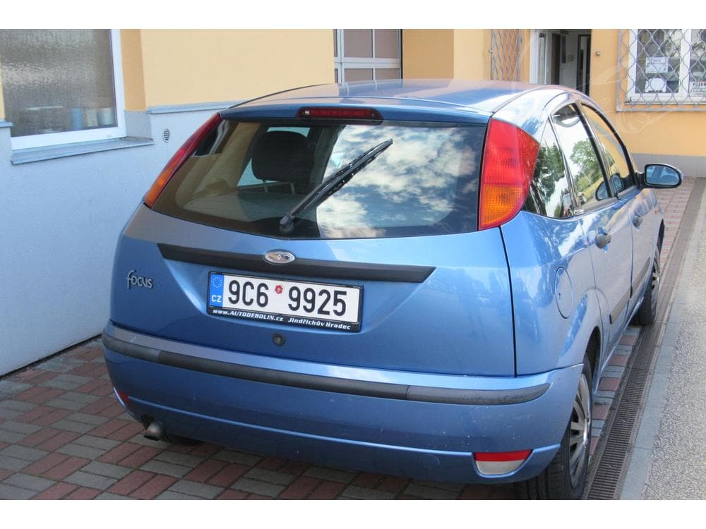 2002 Ford FOCUS - 8