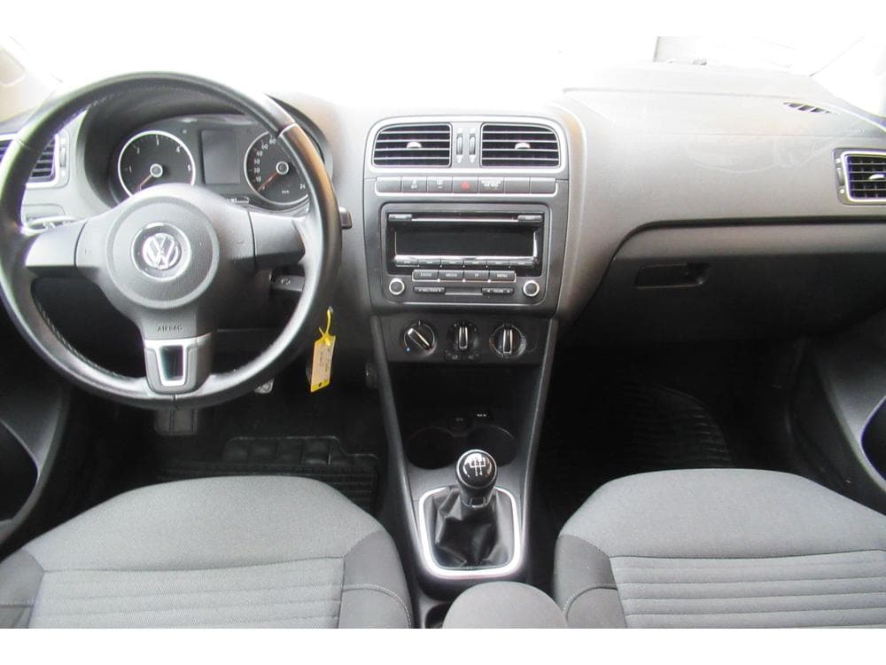 2012 Volkswagen POLO - 9