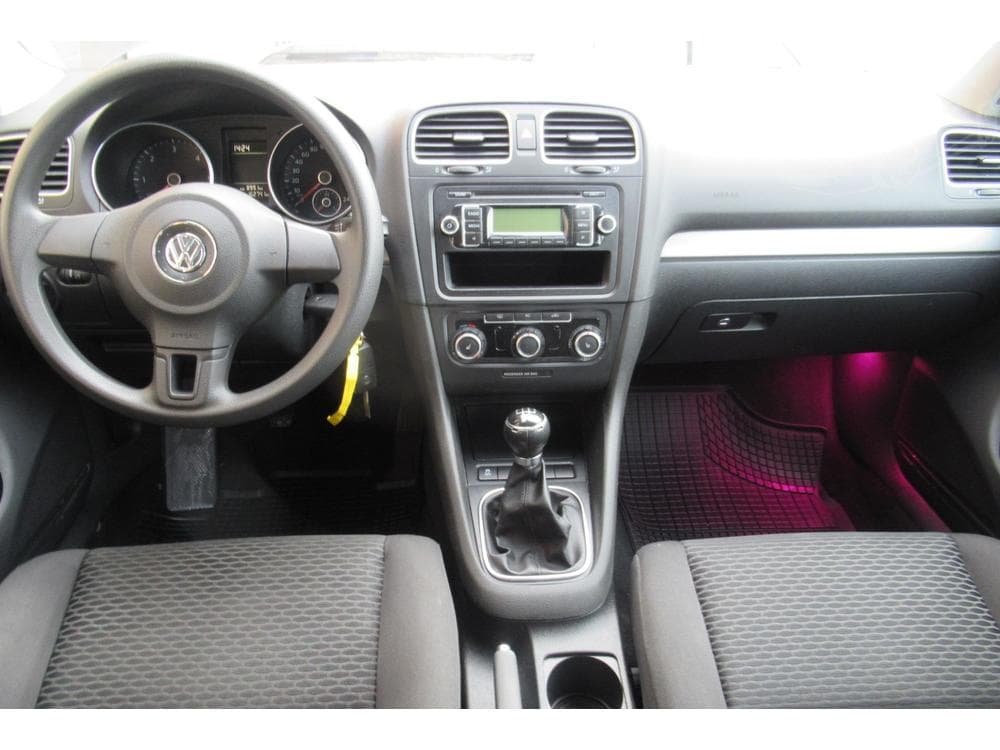 2010 Volkswagen GOLF - 9