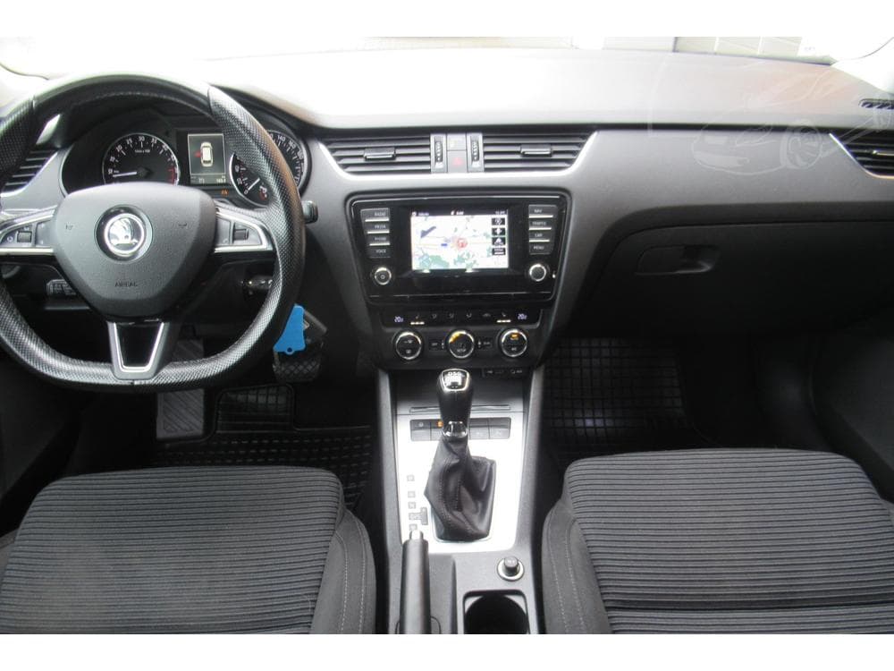 2015 Škoda OCTAVIA - 17