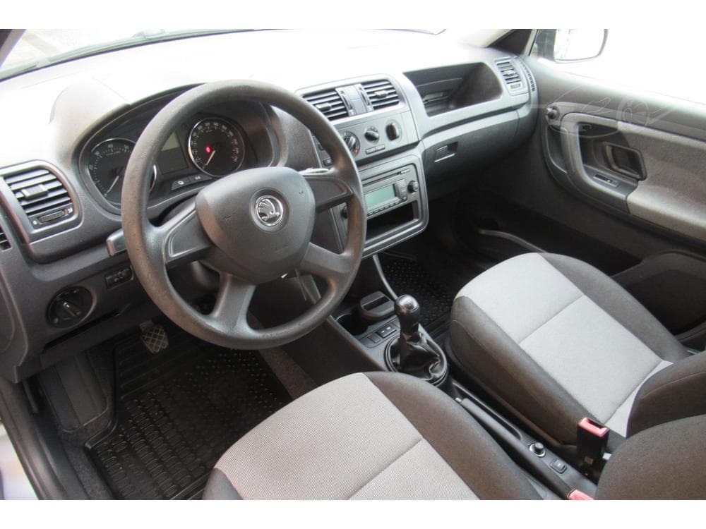 2013 Škoda FABIA - 9