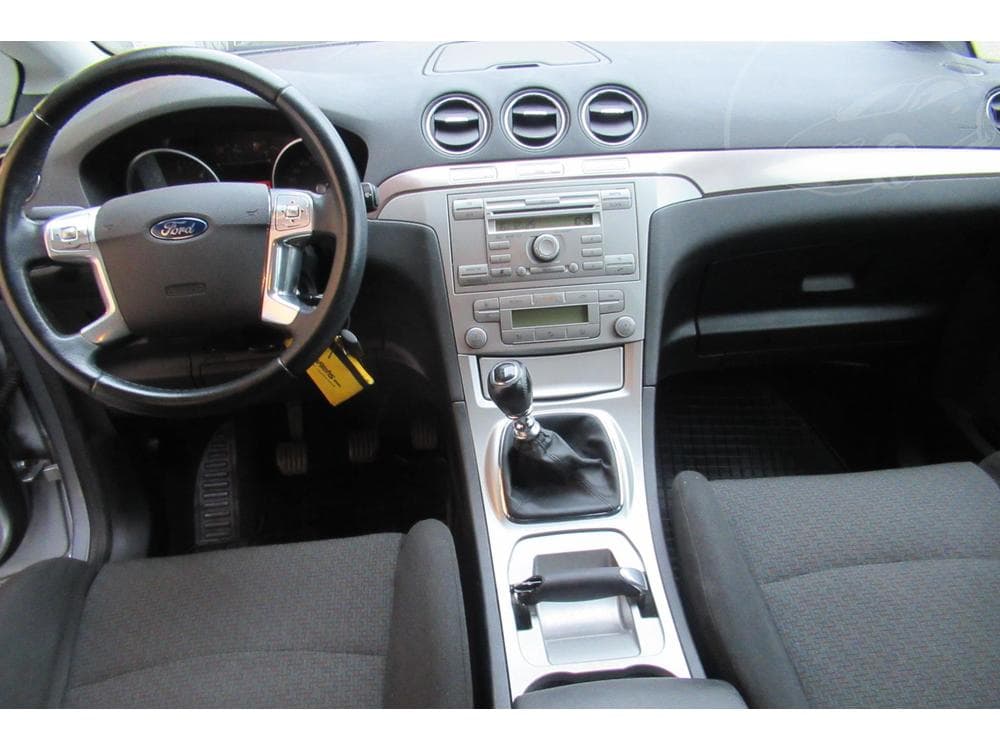 2007 Ford S-MAX - 10
