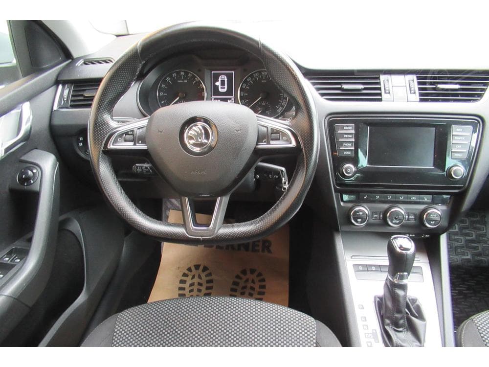 2014 Škoda OCTAVIA - 19