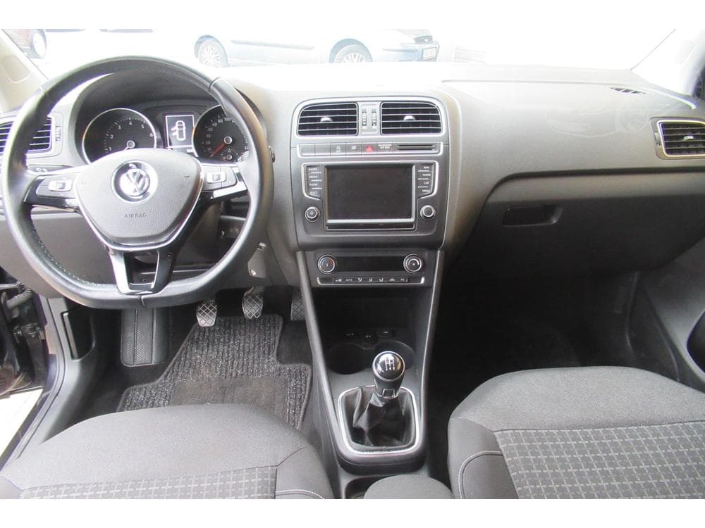 2014 Volkswagen POLO - 10