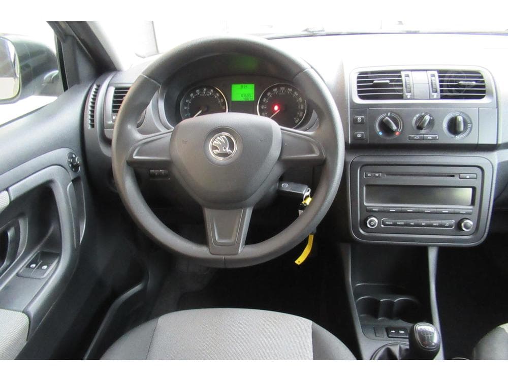 2014 Škoda FABIA - 10