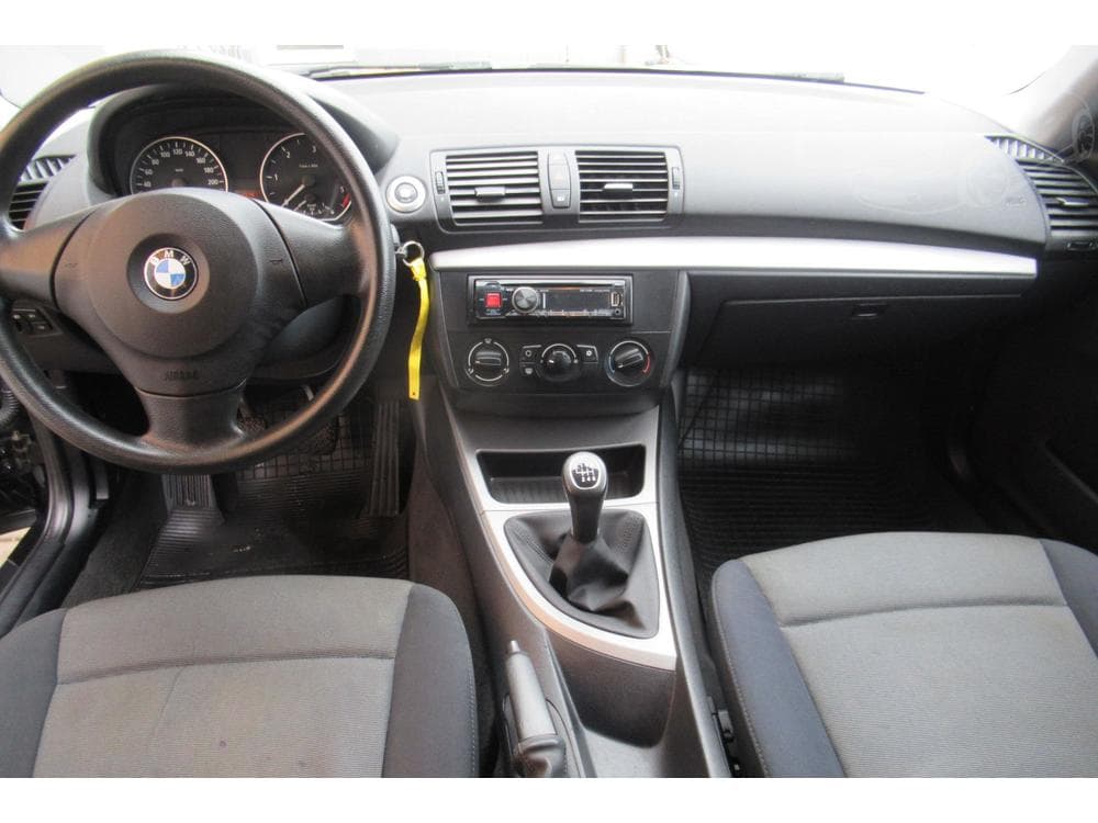 2006 BMW 1-SERIES - 10