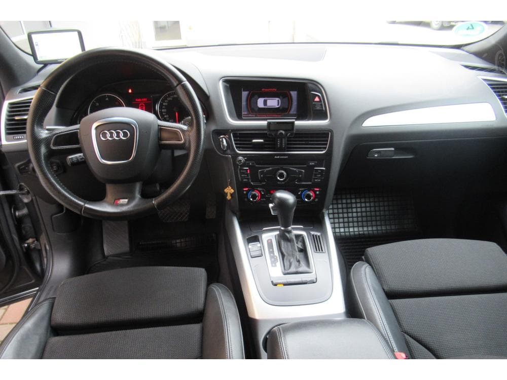 2010 Audi Q5 - 19