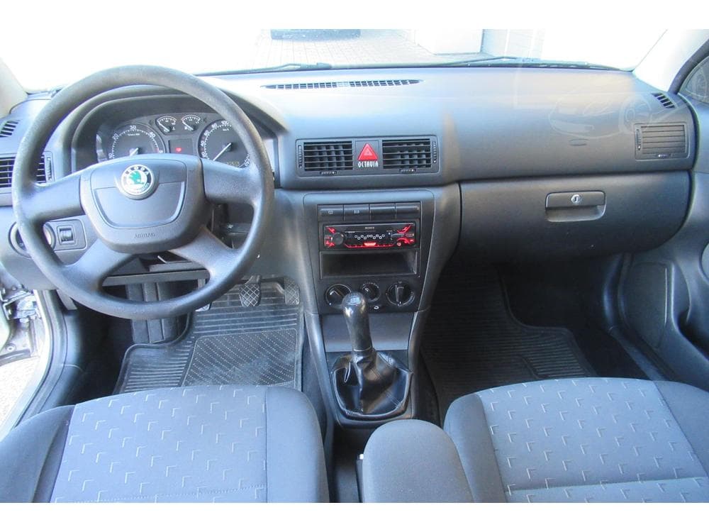 2010 Škoda OCTAVIA - 10
