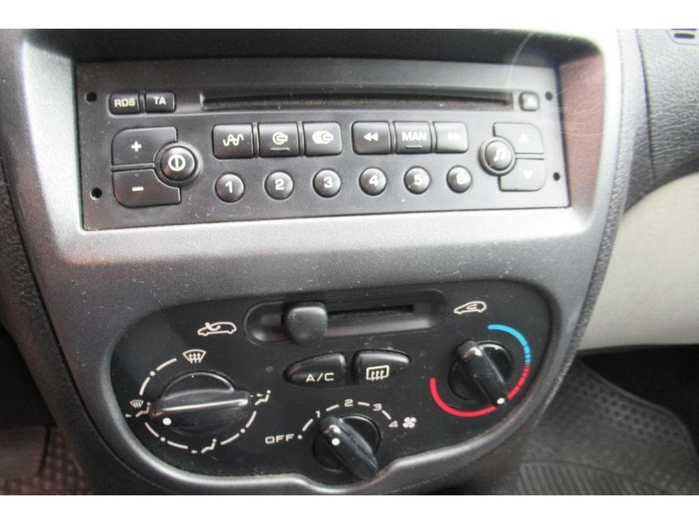 2005 Peugeot 206 - 10