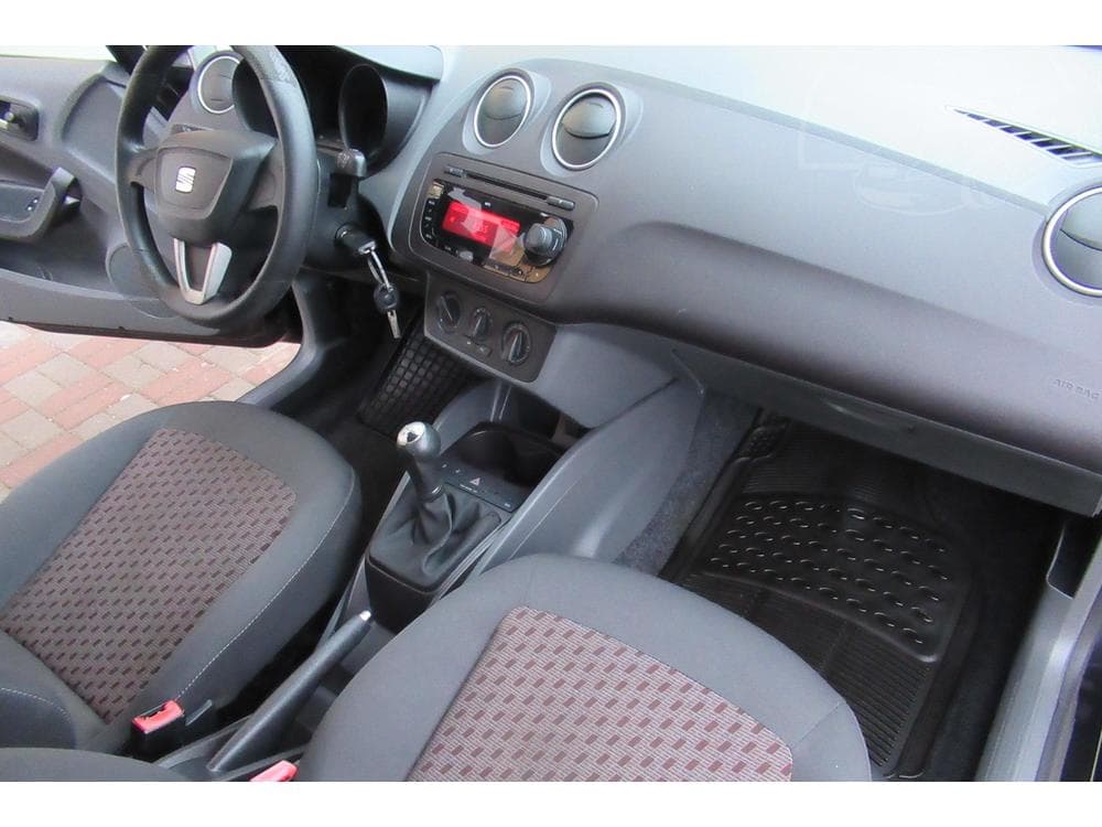 2010 Seat IBIZA - 11