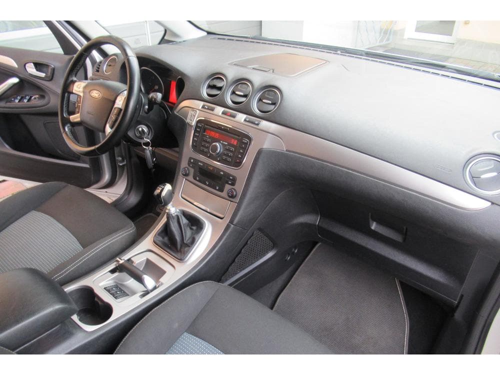 2011 Ford GALAXY - 11
