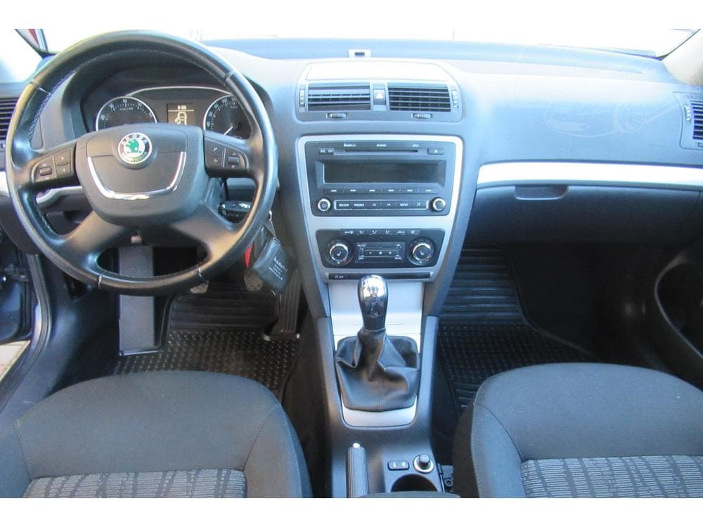 2010 Škoda OCTAVIA - 11
