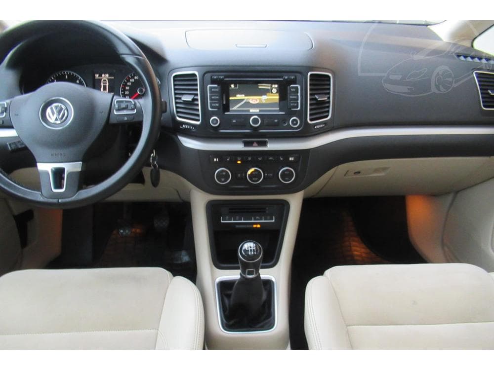2013 Volkswagen Sharan - 11