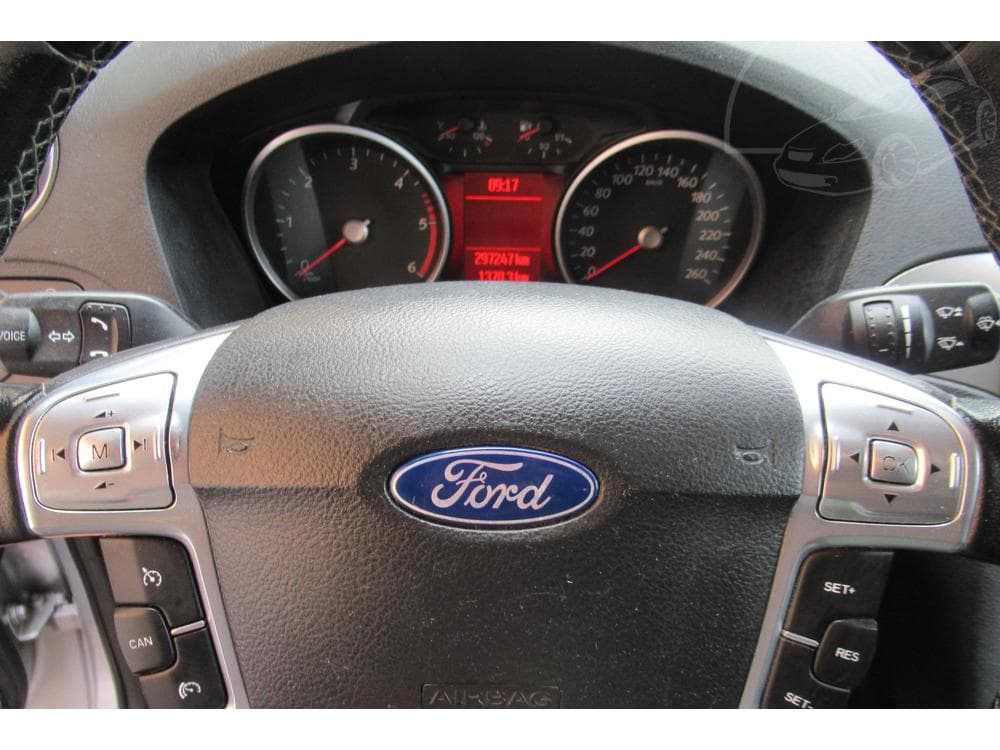 2011 Ford GALAXY - 12