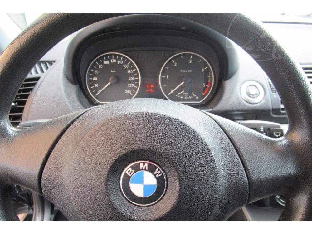 2006 BMW 1-SERIES - 12