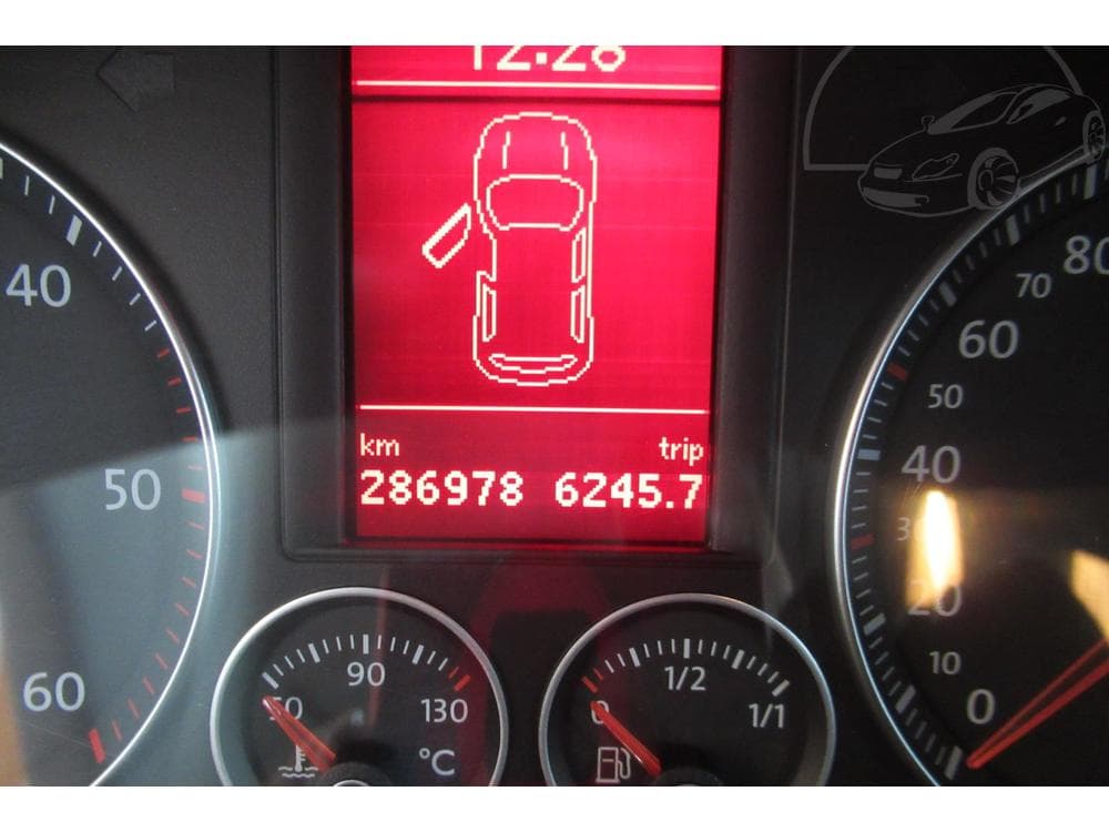 2009 Volkswagen GOLF - 23