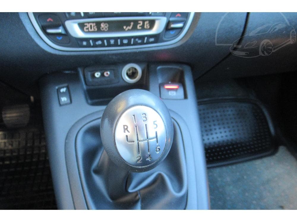 2009 Renault SCENIC - 12