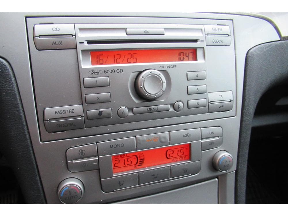 2007 Ford S-MAX - 13