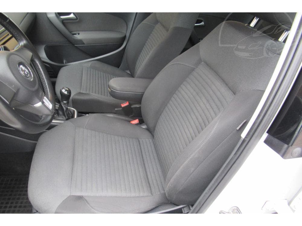 2012 Volkswagen POLO - 13