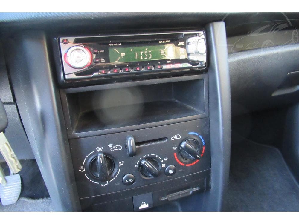 2008 Peugeot 207 - 13
