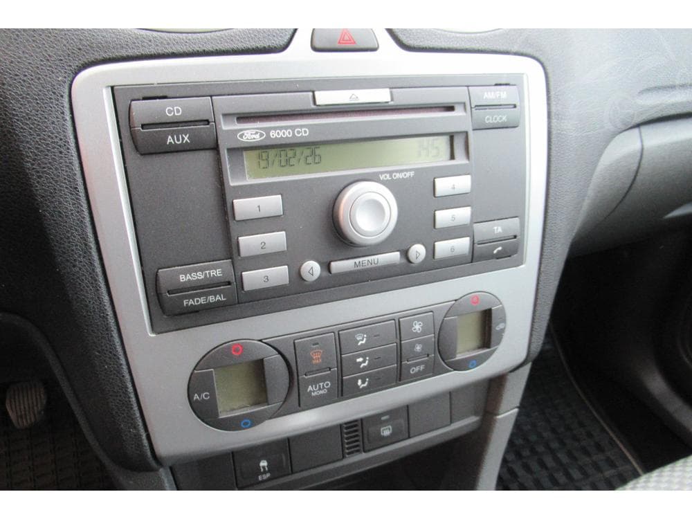 2008 Ford FOCUS - 13