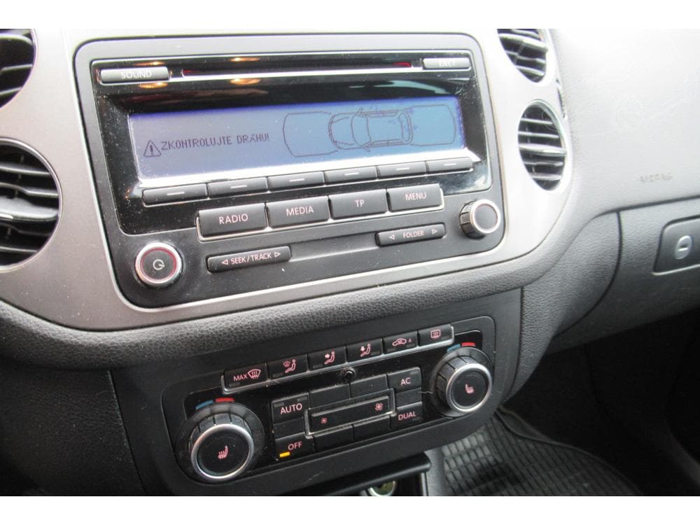 2010 Volkswagen TIGUAN - 13