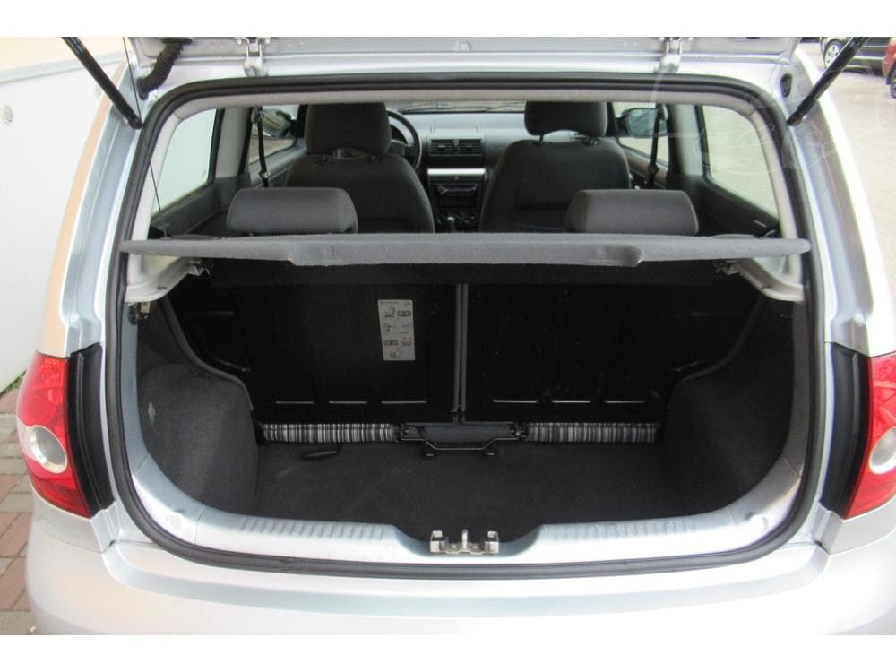 2008 Volkswagen FOX - 13