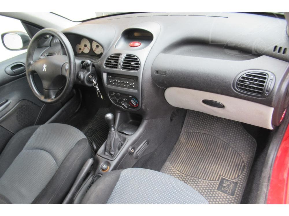 2005 Peugeot 206 - 13