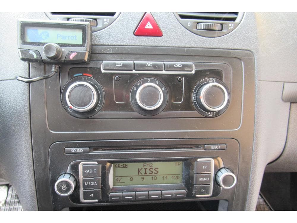 2011 Volkswagen CADDY - 25