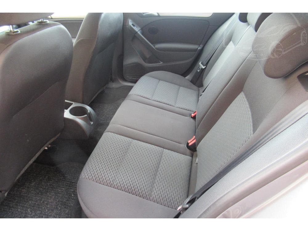 2010 Volkswagen GOLF - 14