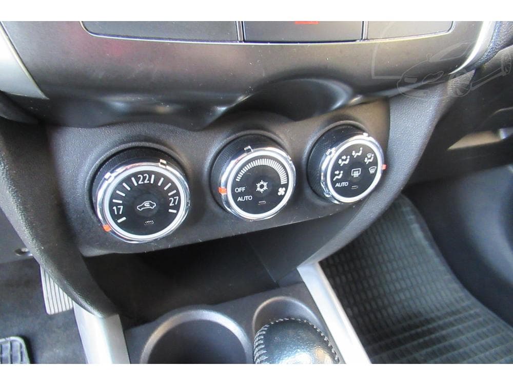 2014 Mitsubishi ASX - 14