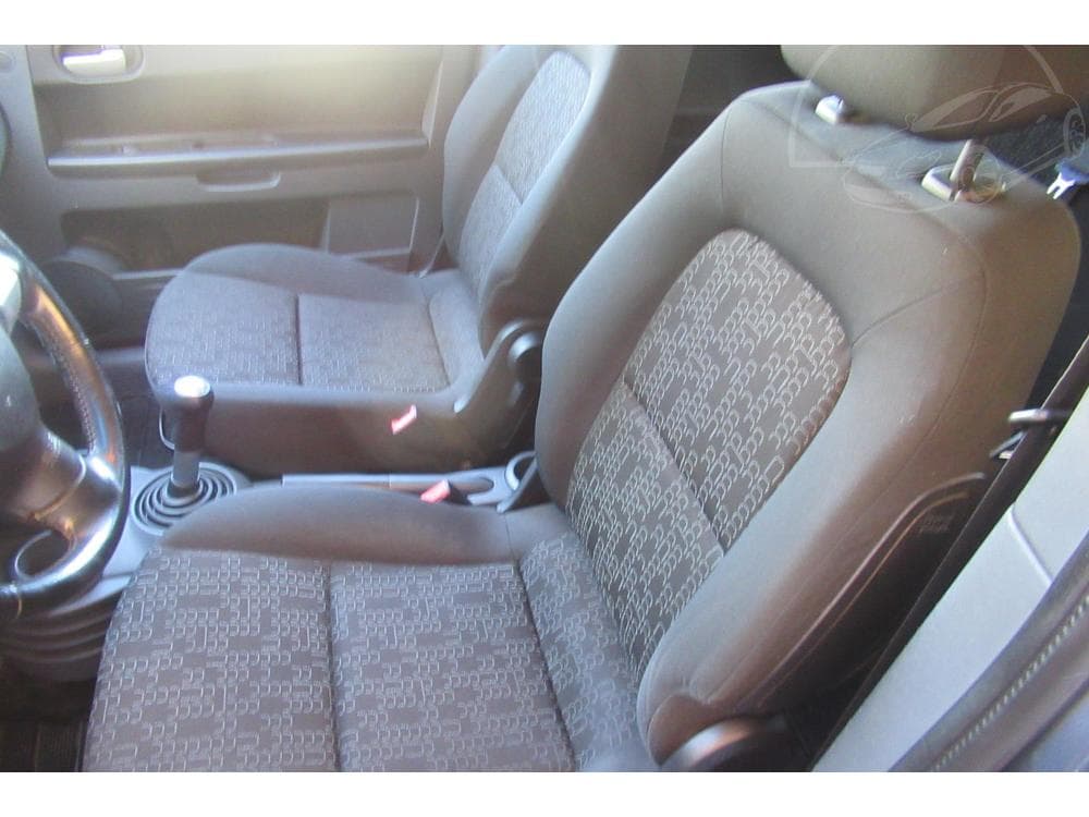 2011 Mitsubishi COLT - 14