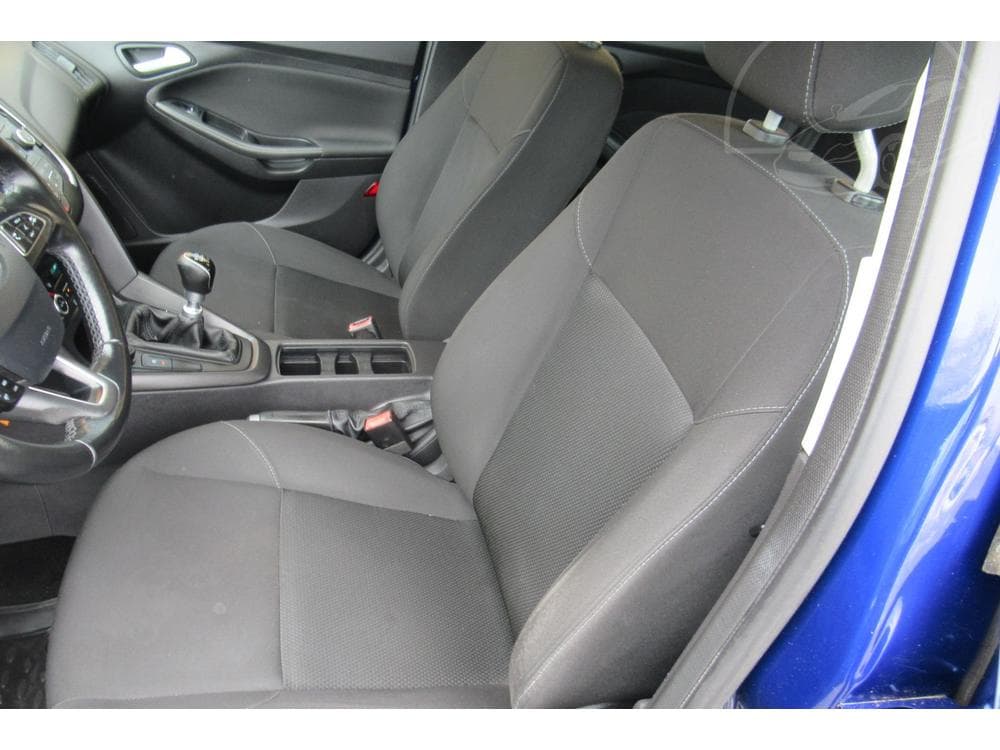 2015 Ford FOCUS - 15