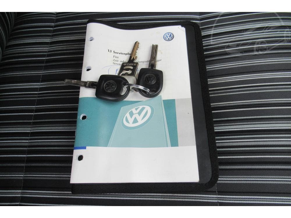 2008 Volkswagen FOX - 15