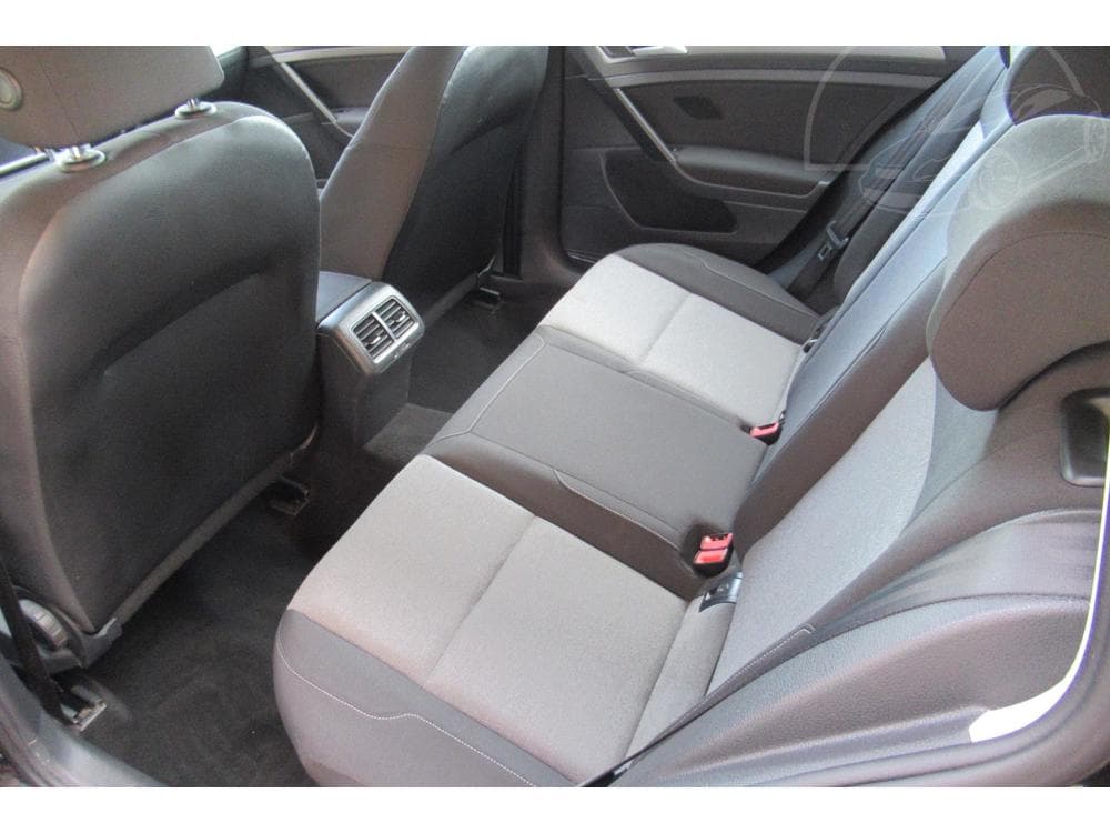 2015 Volkswagen GOLF - 43