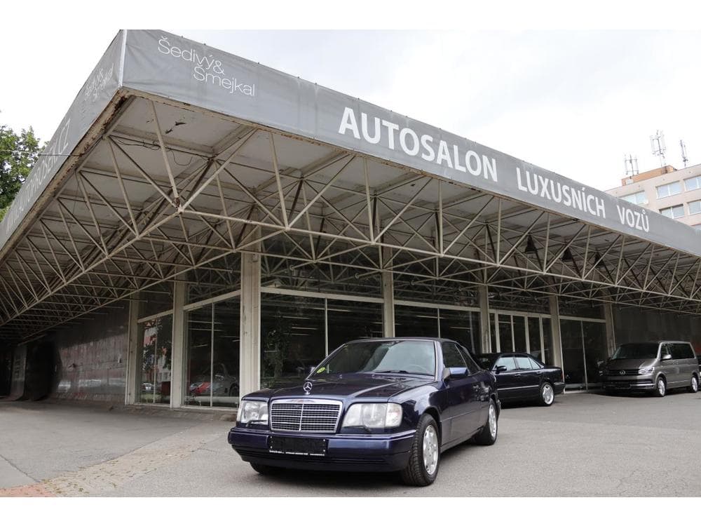 Mercedes-Benz 124 E320 CABRIO 162kW