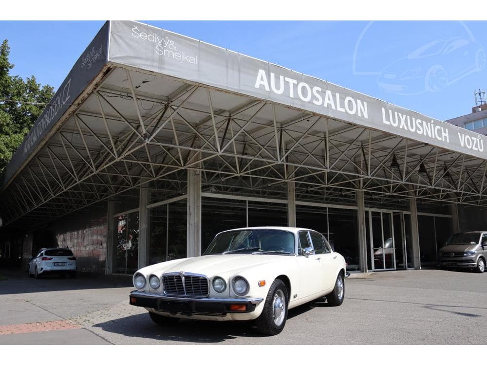 1975 Jaguar XJ