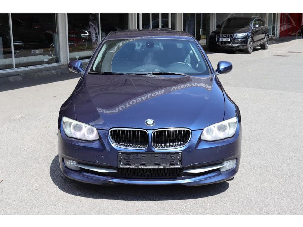 2010 BMW 3-SERIES - 2