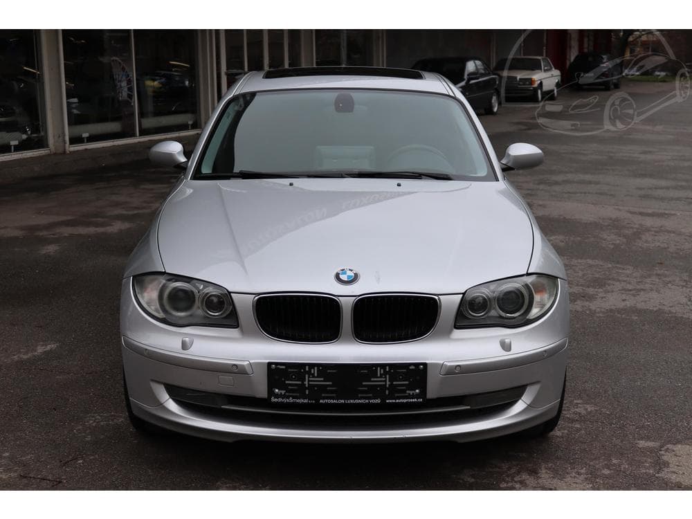 2009 BMW 1-SERIES - 2