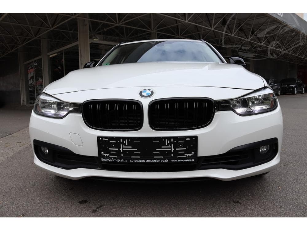 2017 BMW 3-Series - 3